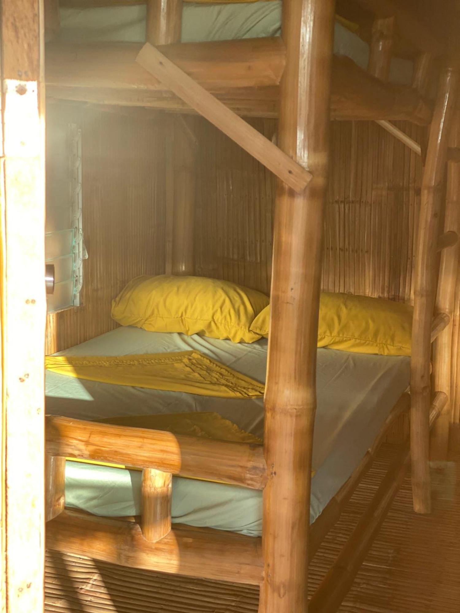 Rustique Rue Mabini - Hostel